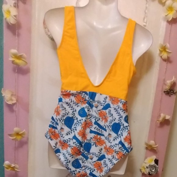 Floral (S) Colorburst One Piece - Picture 3 of 5